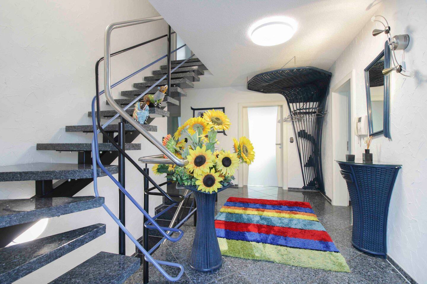 Immobilie in Schwedt/Oder - Exklusives 6-Zimmer-Anwesen mit Wintergarten, Sauna & Weinkeller in Schwedt/Oder - Bild 4