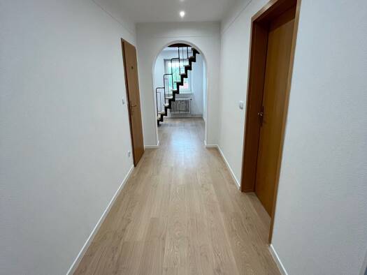 Wohnung zur Miete 1.021 € 3 Zimmer 79 m² Geschoss 2/2 frei ab 01.11.2026 Burgfarrnbach Fürth 90768