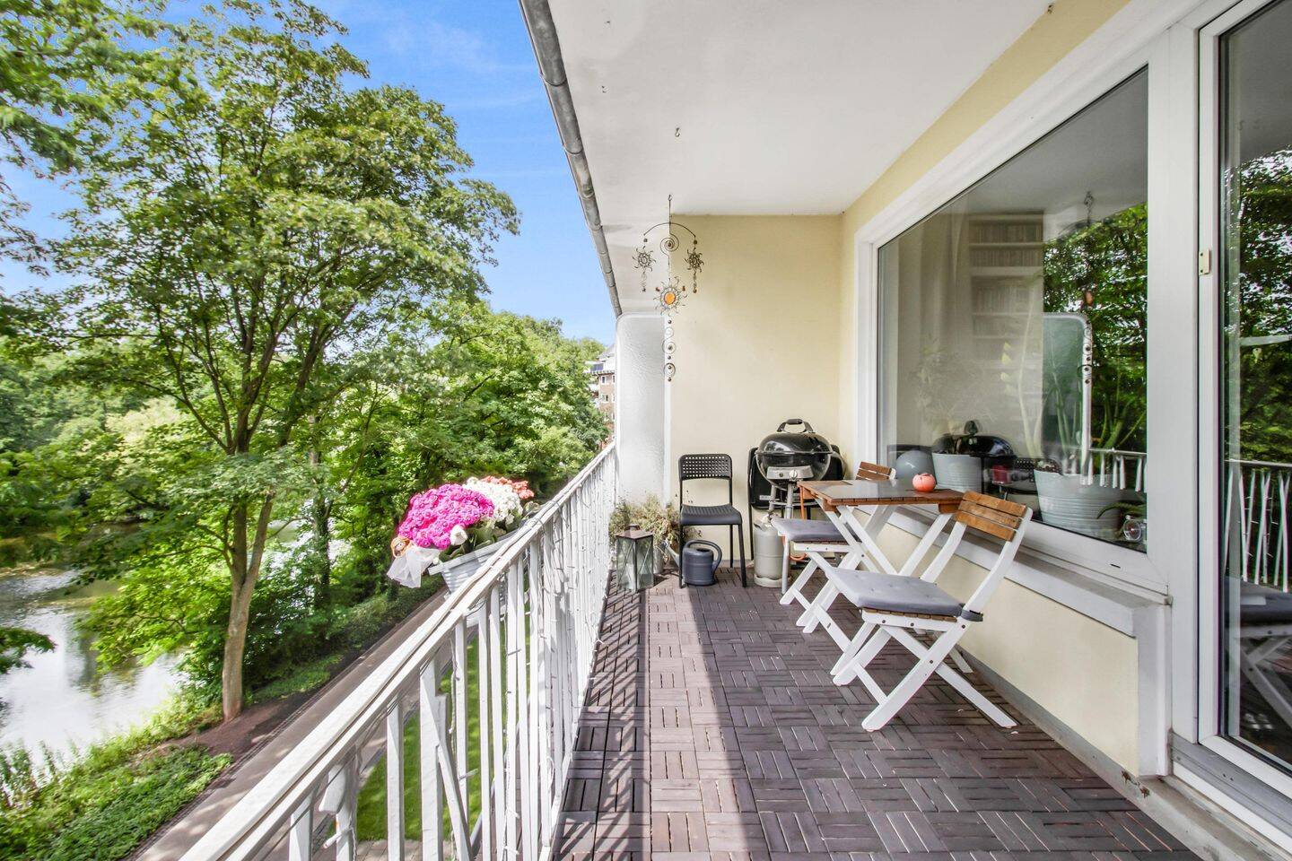 Property thumbnail 3