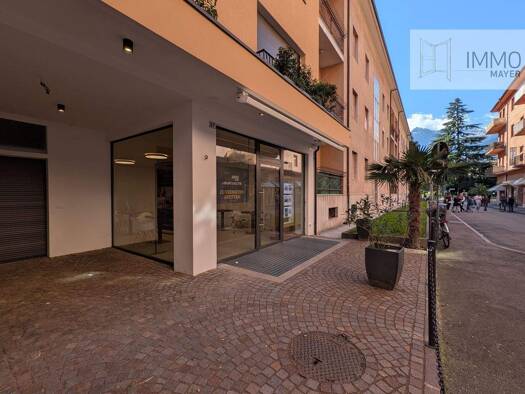 Bar/Café zur Miete 2.200 € Meran 39012