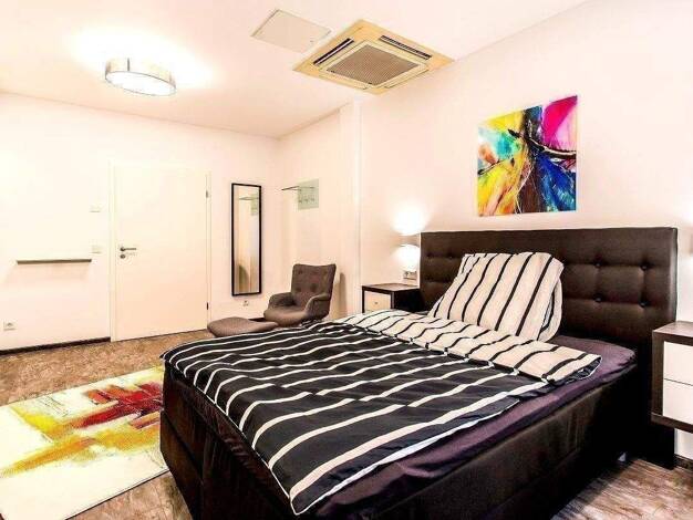 WG-Zimmer zur Miete Wohnen auf Zeit 500 € 16 m² 3. Geschoss frei ab 01.12.2025 Taunusstraße HH 3.OGre Bahnhofsviertel Frankfurt am Main 60329