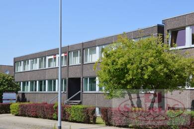 Büro-/Praxisfläche zur Miete 3.922 € 743,8 m² Bürofläche teilbar von 20 m² bis 40 m² Sittarder Straße 31 Forst Aachen 52078