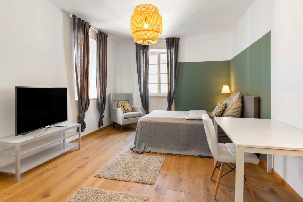 Wohnung zur Miete Wohnen auf Zeit 1.270 € 2 Zimmer 19 m²<br/>Wohnfläche 20.01.2025<br/>Verfügbarkeit Adlzreiterstraße 13 Am Schlachthof München 80337