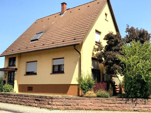 Mehrfamilienhaus zum Kauf 475.000 € 8 Zimmer 169 m² 671 m² Grundstück Niederbühl Rastatt 76437