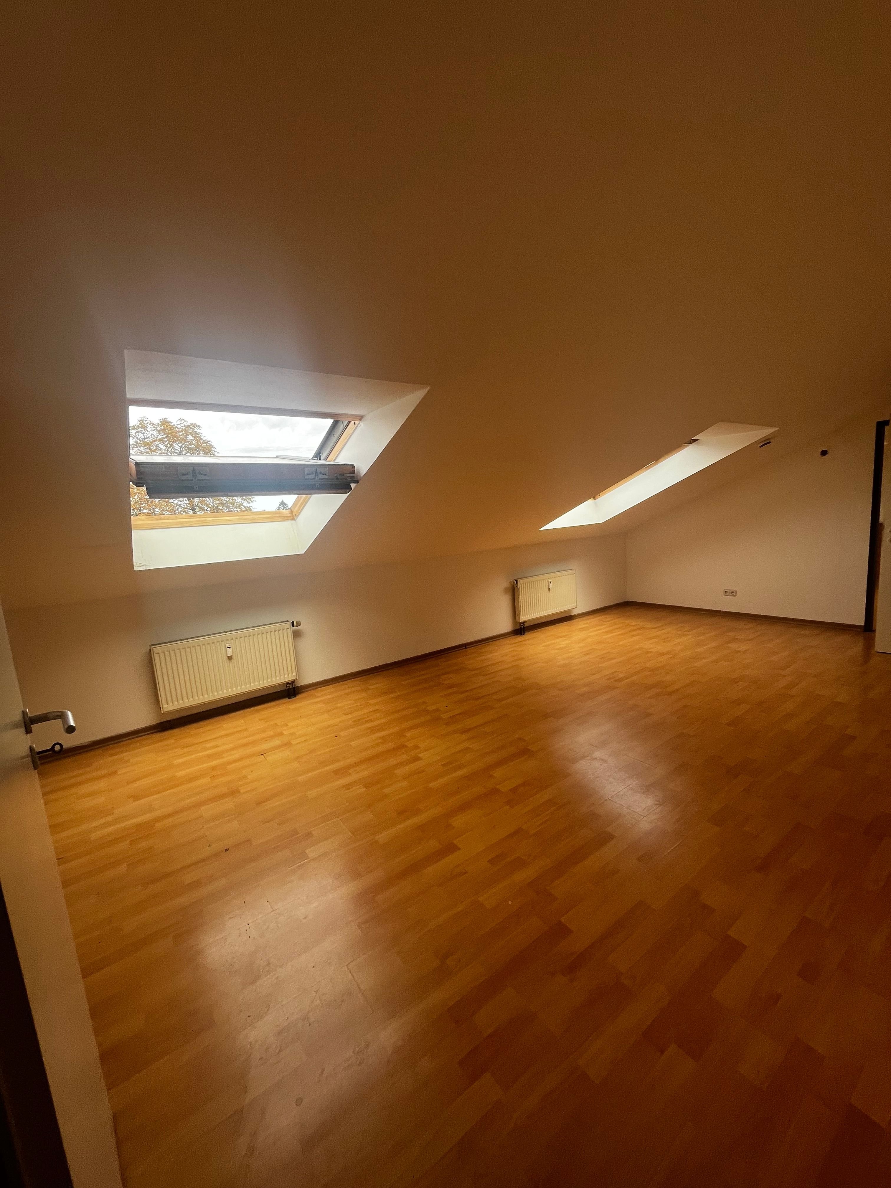 Studio zur Miete 440 € 2 Zimmer 56 m²<br/>Wohnfläche 3.<br/>Geschoss ab sofort<br/>Verfügbarkeit Stadtmitte Eschweiler 52249