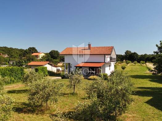 Einfamilienhaus zum Kauf 446.000 € 4 Zimmer 1.179 m² Grundstück Marcana 52206