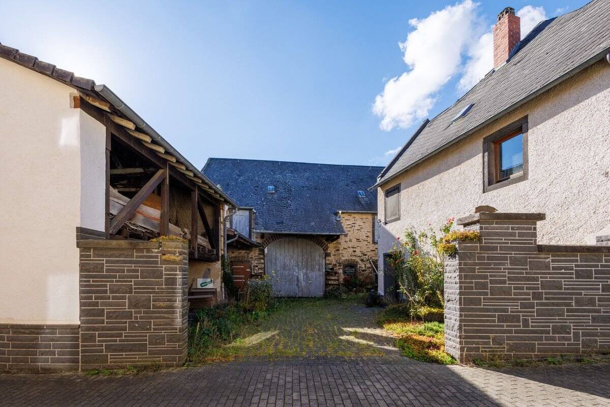 Ihr Traum vom Wohnen auf dem Land, Einfamilienhaus mit Hof Flair