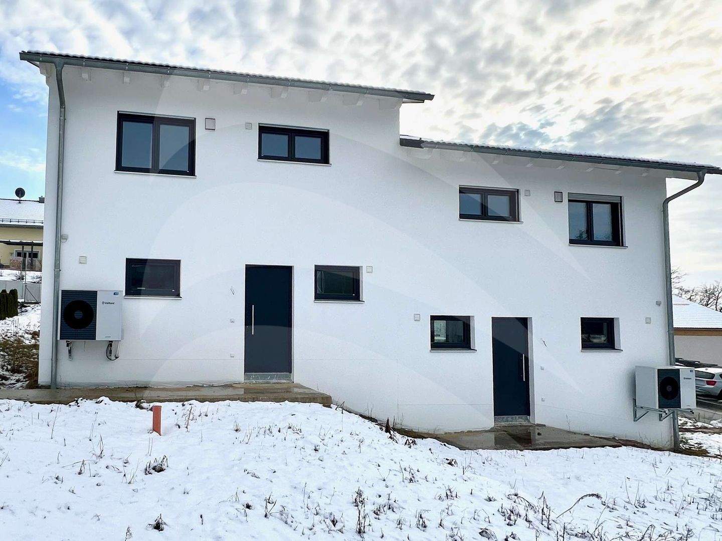 Immobilie in Windorf - KfW55-Neubau: Moderne, lichtdurchflutete Doppelhaushälfte mit Südgarten - Bild 4