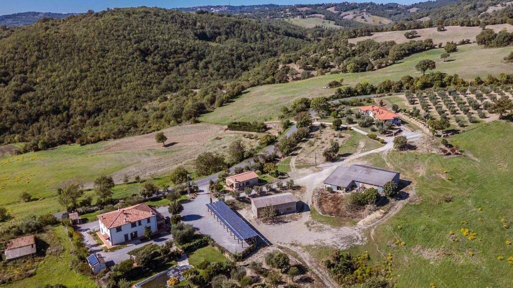 Haus zum Kauf 2.300.000 € 13 Zimmer 1.220 m² 500.000 m² Grundstück frei ab sofort Scansano