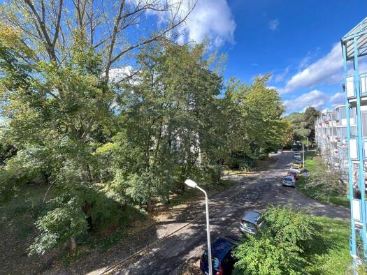 Wohnung zur Miete 319 € 1 Zimmer 32 m² 1. Geschoss frei ab sofort Eckersbacher Höhe 81-106 Eckersbach Zwickau 08066