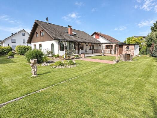 Haus zum Kauf 645.000 € 297 m² 879 m² Grundstück Muggensturm 76461