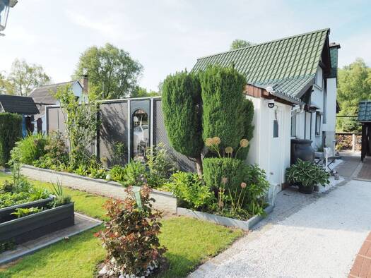 Haus zum Kauf 198.000 € 3 Zimmer 60 m² 795 m² Grundstück Devin Stralsund 18439