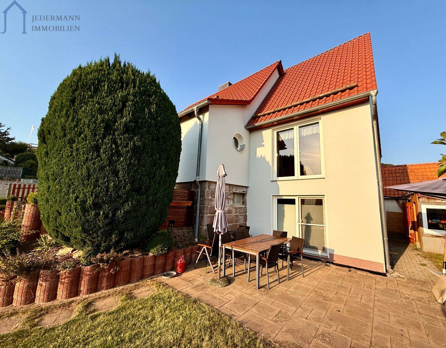 Einfamilienhaus zum Kauf - Ansicht 2