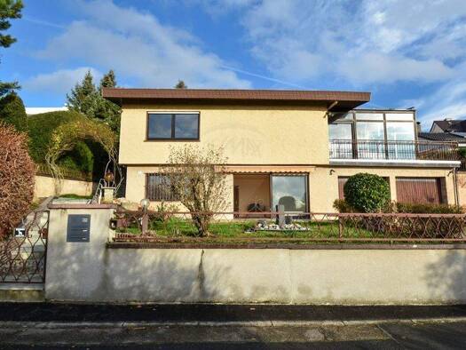 Einfamilienhaus zum Kauf 540.000 € 6 Zimmer 208 m² 783 m² Grundstück Klein-Karben Karben 61184