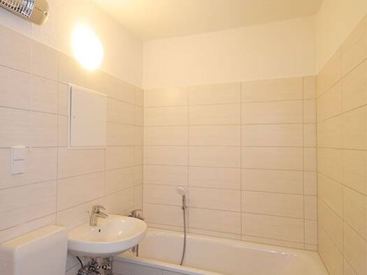 Wohnung zur Miete 356 € 3 Zimmer 57 m² 5. Geschoss Am Hohen Ufer 21 Silberhöhe Süd 06132