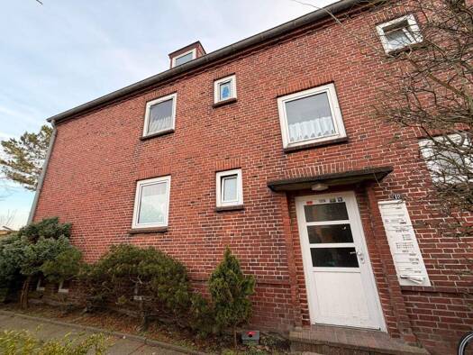 Wohnung zur Miete 271 € 2 Zimmer 37,2 m² EG Stadtweg 19 Husum 25813