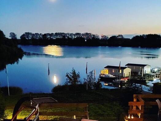 Wohnung zur Miete 956 € 3 Zimmer 72,6 m² EG Süderstapel 25879