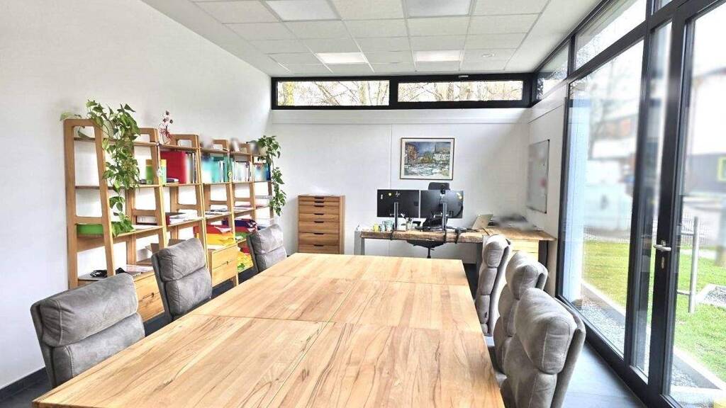 Bürofläche zur Miete 4.413 € 257,3 m² Bürofläche Traunreut 83301