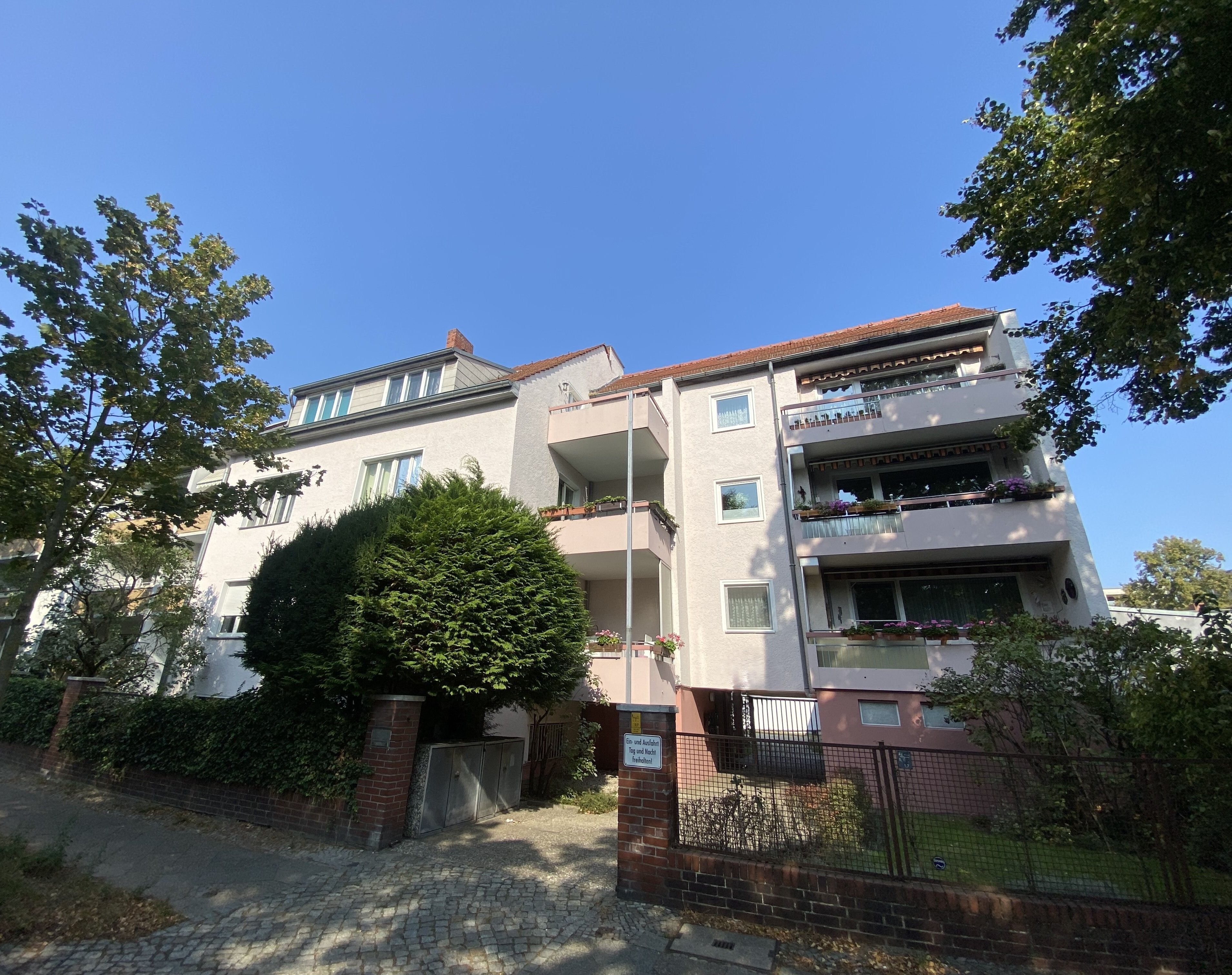 Wohnung zum Kauf 799.000 € 13 Zimmer 271,3 m²<br/>Wohnfläche Reinickendorf Berlin-Reinickendorf 13409