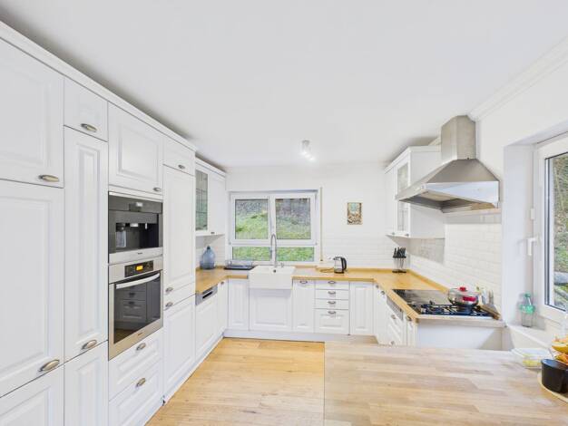 Mehrfamilienhaus zum Kauf 799.000 € 8 Zimmer 209,9 m² 1.400 m² Grundstück Ebersteinburg Baden-Baden 76530