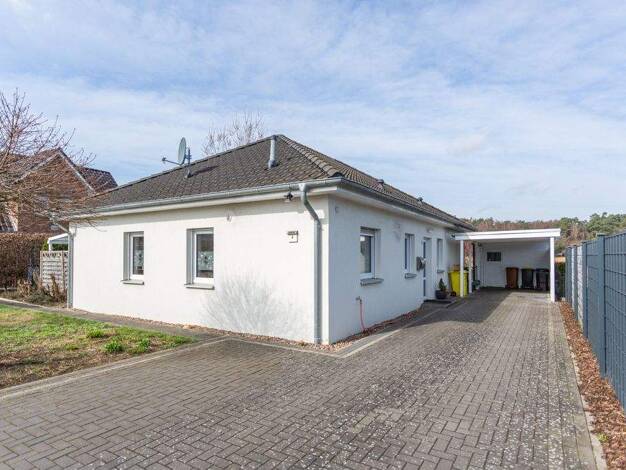 Bungalow zum Kauf 410.000 € 4 Zimmer 106 m² 599 m² Grundstück Fahrenhorst Stuhr 28816