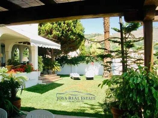 Chalet zur Miete 1.400 € 4 Zimmer 169 m² Calle Dalí, 16 Almuñécar 18690