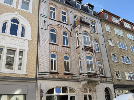 Gewerbeobjekt zum Kauf als Kapitalanlage geeignet 1.180.000 € 593 m² 247 m² Grundstück Damperhof Damperhof 24103
