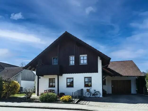 Einfamilienhaus zum Kauf provisionsfrei 599.000 € 6 Zimmer 164 m² 547 m² Grundstück frei ab sofort Emmerting 84547