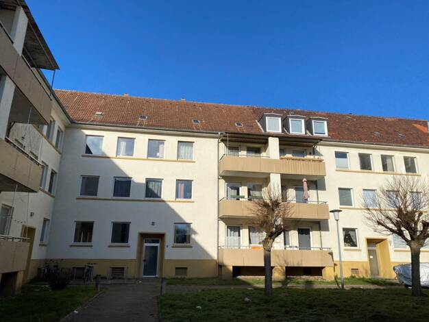 Wohnung zur Miete 662 € 3 Zimmer 64,4 m² 1. Geschoss frei ab 13.08.2025 Limbeker Str. 21 Braunschweig Braunschweig 38126