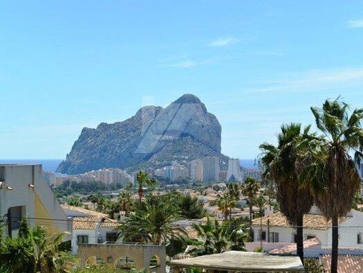 Haus zum Kauf 590.000 € 341 m² 1.834 m² Grundstück Calpe (Calp) 03710
