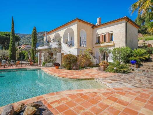 Haus zum Kauf 3.250.000 € 230 m² 2.170 m² Grundstück La Plage du Lavandou Le Lavandou 83980