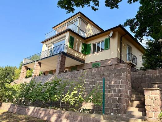 Einfamilienhaus zur Miete 2.500 € 6 Zimmer 250 m² 1.430 m² Grundstück Radebeul 01445