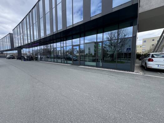 Ladenfläche zur Miete 1.360 € 1 Zimmer Peter-Rosegger-Straße Wetzelsdorf Graz 8053