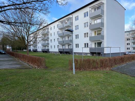 Wohnung zur Miete 330 € 3 Zimmer 60 m² frei ab sofort Schulstraße 14-17 Malliß 19294