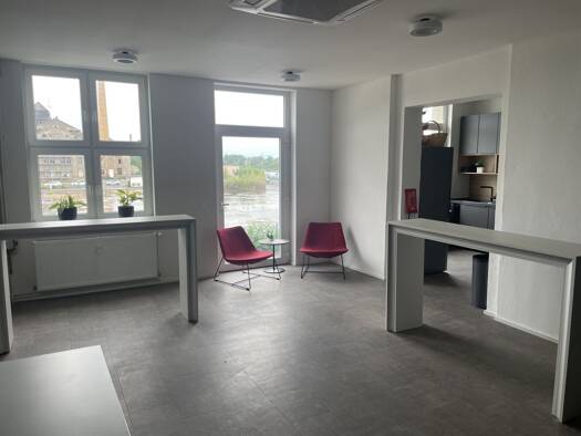 Bürofläche zur Miete provisionsfrei 500 € 2 Zimmer 34,8 m² Bürofläche Weststraße 9 Taucha 04425