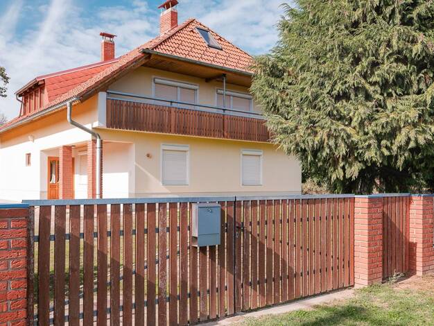 Einfamilienhaus zum Kauf provisionsfrei 250.000 € 4 Zimmer 154 m² 3.805 m² Grundstück frei ab sofort Vörs 8711