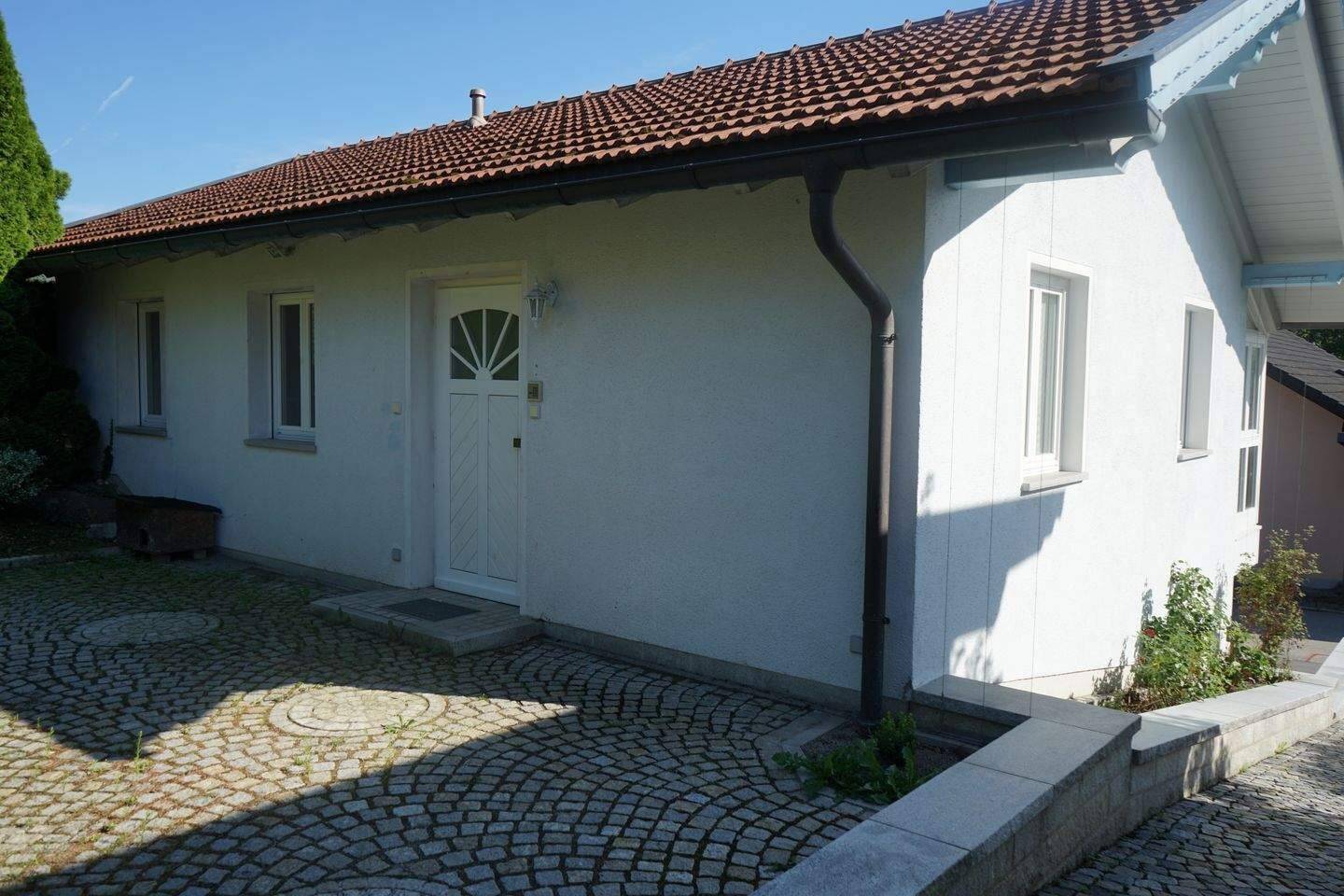 Immobilie in Waldkirchen -     Einliegerwohnung/ D-Garagen / OT Waldkirchen - Bild 2