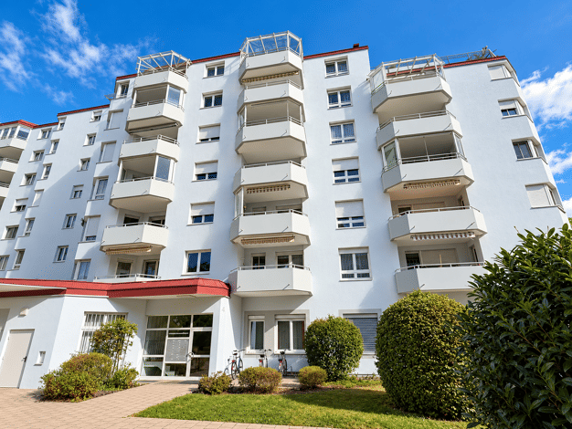 Wohnung zum Kauf 325.000 € 3 Zimmer 85 m² 4. Geschoss frei ab sofort Friedrich-Ebert-Straße 4 Burghausen Burghausen 84489