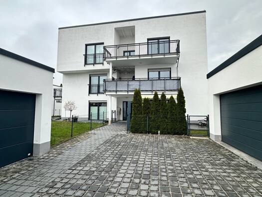 Penthouse zum Kauf 299.000 € 3 Zimmer 83,7 m² 2. Geschoss Burglengenfeld 93133
