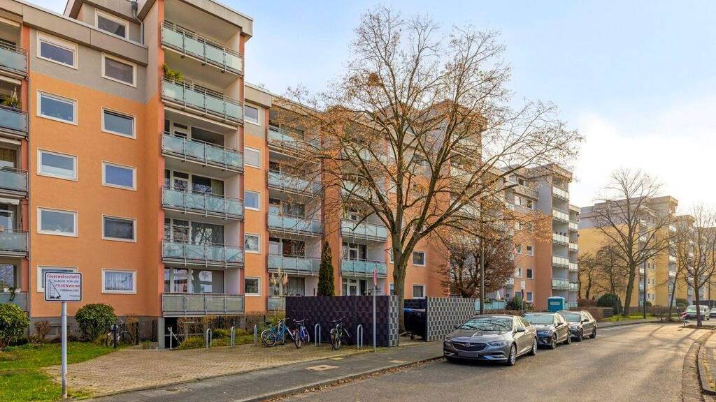 Wohnung zum Kauf 236.800 € 3 Zimmer 88 m² frei ab sofort Von-Humboldt-Straße Pulheim 50259