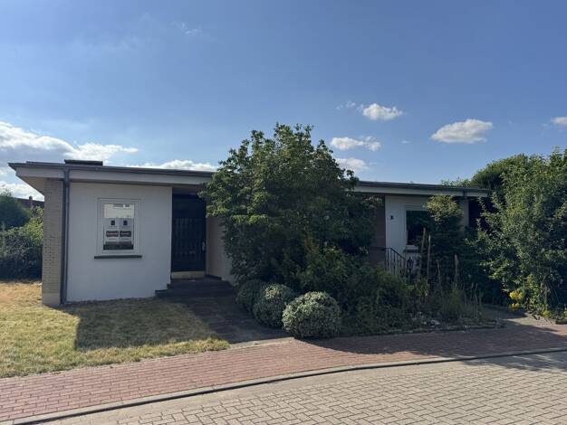 Bungalow zum Kauf 375.000 € 6 Zimmer 235,4 m² 1.427 m² Grundstück Bad Nenndorf 31542