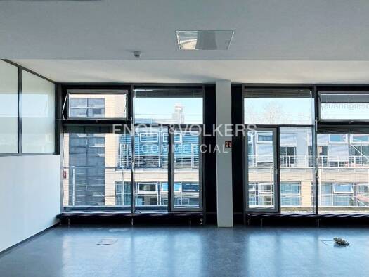Büro zur Miete 22 € 199,9 m² Bürofläche teilbar ab 199,9 m² Friedrichshain Friedrichshain-Kreuzberg 10243