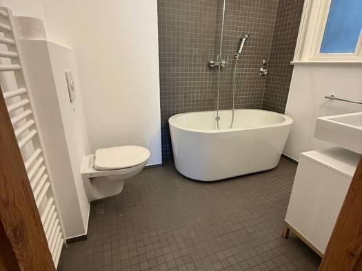 Wohnung zur Miete 2.804 € 3 Zimmer 117 m² Geschoss 3/4 frei ab sofort Rotherbaum Eimsbüttel 20146