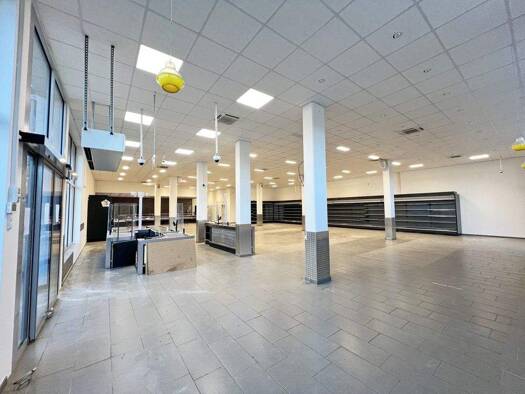 Ausstellungsfläche zur Miete 6.000 € 593 m² Verkaufsfläche Brandenburger Straße 6 Waldbröl 51545