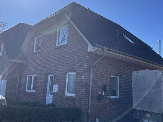 Doppelhaushälfte zum Kauf 234.000 € 4 Zimmer 105 m² 405 m² Grundstück Campe Berne 27804