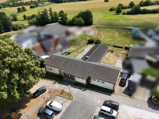 Bungalow zum Kauf 593.000 € 8 Zimmer 367,7 m² 1.167 m² Grundstück Breithardt Hohenstein 65329
