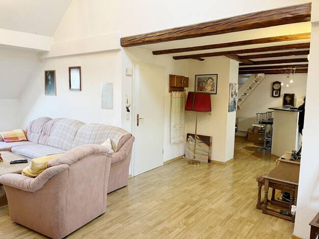 Wohnung zur Miete 650 € 3 Zimmer 95 m² Dachgeschoss, 2. Geschoss Hof 95032