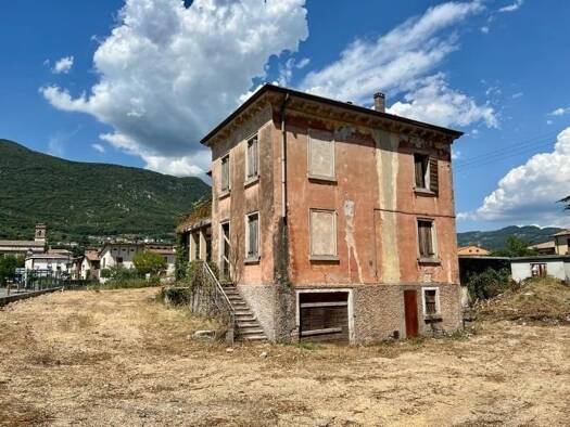 Villa zum Kauf 440.000 € 11 Zimmer 250 m² 1.100 m² Grundstück Caprino Veronese 37013