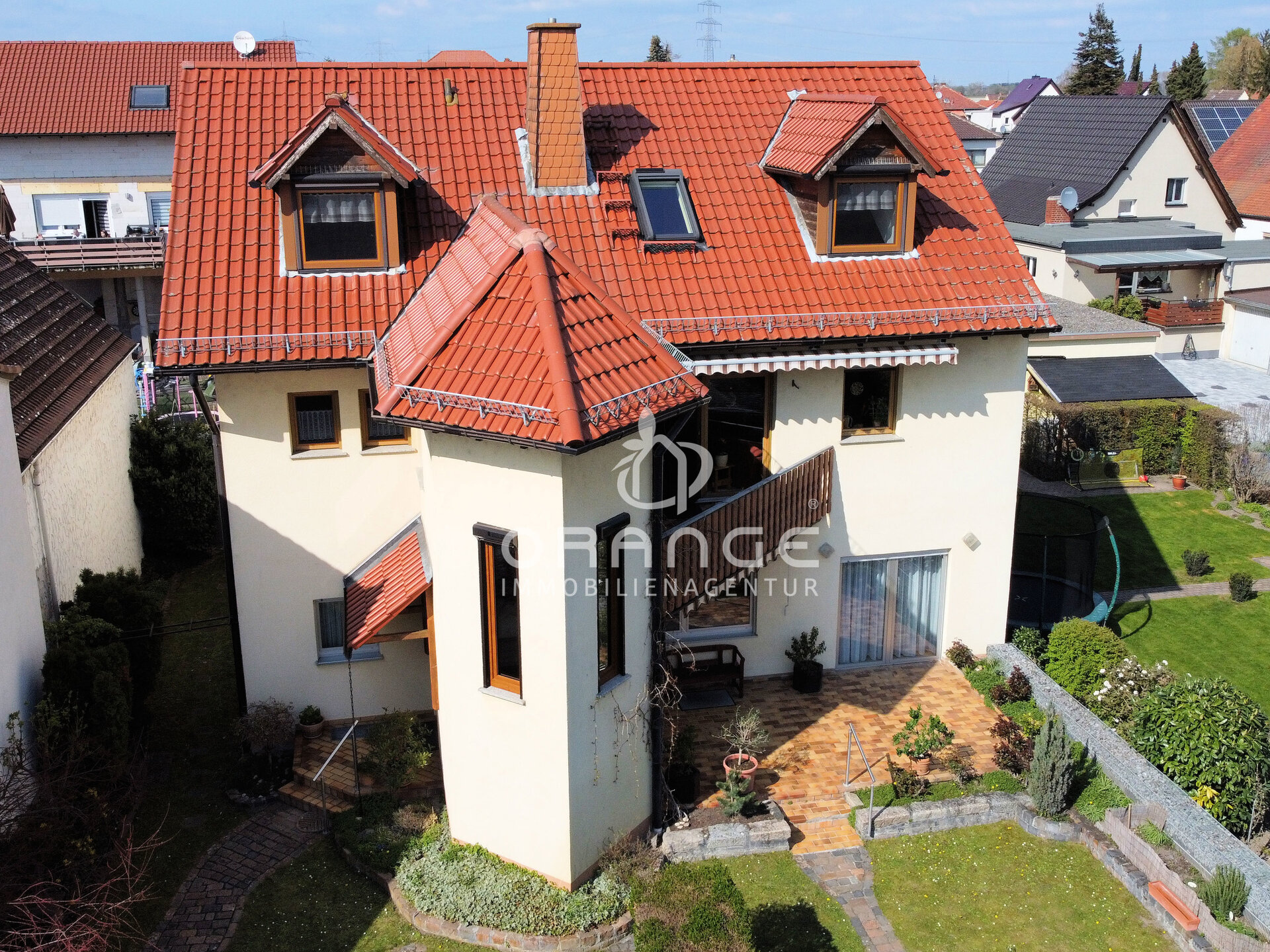 Mehrfamilienhaus zum Kauf 575.000 € 12 Zimmer 249 m²<br/>Wohnfläche 394 m²<br/>Grundstück Hofheim Lampertheim / Hofheim 68623