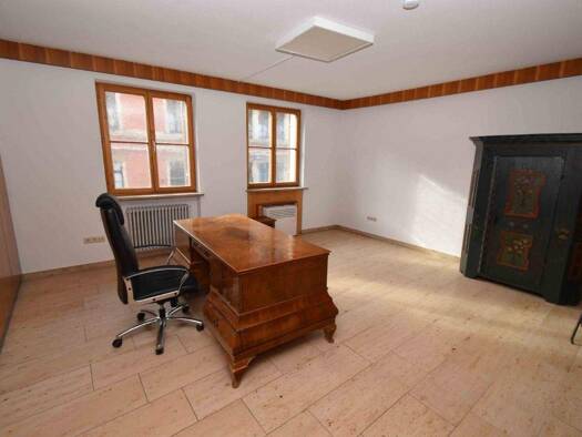 Bürofläche zur Miete provisionsfrei 820 € 138 m² Bürofläche Amberg Amberg 92224